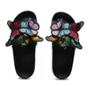 2024 Top GAI Slipper Sandale Butterfly Slipper Womans Womans Flip Flops Pool Sliders Beach Schuh niedriger Preis 36-41