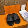 Dhgate Mens Sandale pour femmes slippers de créateur de femmes curseur de mule plate mousse orange blanc noir rose cuir sandale flip flop sil-on de la plage d'été Slide décontractée