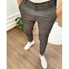 男子男性ファッショナブルなスリムフィットジッパーズボンプレーン3xl 4xl毎日の仕事スラックス240308