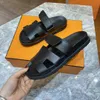 Slippers designer för kvinnor glider sandaler lyxskor plattform sommar sandles mens klassiska varumärke strand avslappnad utanför skjutreglage strand toppkvalitet 10a med låda