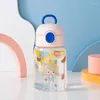 Wasserflaschen Hochwertige Kinder039s Strohbecher Schüler Niedliche Kunststoff-Cartoon-Anti-Fall-tragbare Abdeckung Baby