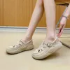 Sandaler Beige Low VIP Link Slipper som inte glider Shoes Luxury Women Sneakers Sport Festival Everything Runner College