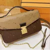 Läder kvinnor messenger axel designer s väska crossbody handväskor plånbok pursar dhgate sadel väskor hhjd