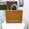 Fabbriche di esportazione Designer Nuove borse Lao Hua Fa Borsa a tracolla in tela Vintage sotto le ascelle palmare con una spalla a tracolla casual da donna