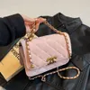 Bolso de alta calidad 95% de descuento Exquisito bolso de hombro con cadena, moderno y de alto valor para que las niñas vayan al trabajo Bandolera minimalista Rejilla de diamantes Axila francesa