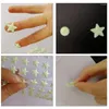 Väggklistermärken lysande stjärna takblå stjärnhimmel skiner dekoration lämplig för barns sovrum sovrum gåvor
