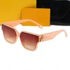 Lunettes de soleil Men Recangle Lunettes de soleil à la mode or F les lunettes Gragles Gradient Lens Street Style Sunglasses avec Case Square Frame Designer des lunettes de soleil pour femmes