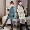 Trenchs de femmes Manteaux à lacets à capuchon en coton Parkas Femmes Fourrure Automne Hiver Parka Épais Maxi Poches matelassées Vestes Chaud 2024 Outwear Coréen