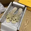 Zapatillas originales Zapatillas Alto Tacón grueso Ropa exterior para mujer 2024 Nueva tendencia Instagram Sandalias de piel de oveja de verano Zapatos de playa de moda V3JQ