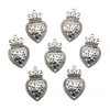 Charms 10st 32x20mm 2.5G Strawberry Crown Heart Pendant Metal Alloy Diy Necklace Armband örhängen Markering