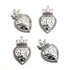 Charms 10st 32x20mm 2.5G Strawberry Crown Heart Pendant Metal Alloy Diy Necklace Armband örhängen Markering