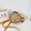 Projektant mody dla dzieci torebki Baby Letters ramię Crossbody Bags Dzieci Mini Pu Messenger Bag Women Klasyczne luksusowe sprzęgło moneta torebka torebka