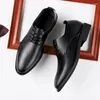 Chaussures habillées Hommes Hommes Cuir Mariage Business Oxfords Respirant Travail Lace Up Designer