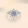 Pierścienie klastra Miliyyraier VVS1 1/2ct Moissanite Wedding Sunflower Pierścień dla kobiet obietnica zaręczyn S925 Silver GRA