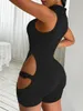 Mode kvinnors höghals bodysuit ärmlös spänne utskärning front smal kort jumpsuit fest klubb rompers hudvänlig s m l 240301