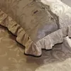 3 pièces couvre-lit sur le lit luxe dentelle jupe de lit épaissir beau linge de lit Cal literie draps maison couvre-lits QueenKing taille 240304