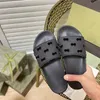 Pantofole da uomo di marca di lusso scarpe casual da spiaggia estive da donna pantofole da esterno scarpe da casa con piattaforma antiscivolo di grandi dimensioni EU35-45