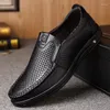 Freizeitschuhe Herren Sommer Slipper Echtes Leder Weicher Mann Slip-on Ausschnitt Rindsleder 2024