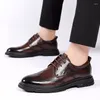 Sapatos casuais 2024 estilo britânico sapato masculino artesanal sola macia oxford qualidade vestido de couro clássico escritório de negócios formal rendas