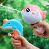 Pistole Spielzeug ODILO Kreative Lustige Hai Delphin Pools Spielzeug Nette Tier Serie Mini Wasser Pistolen für Kinder Kawaii Outdoor Wasser spaß SpielzeugL2403