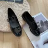 Designer klänningskor klassiska sandaler mode slingback äkta läder mångsidiga kvinnor bröllop chunky tjocka klackar runt huvudsko