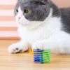 100pcs猫の春のおもちゃ猫マウスボールおもちゃ屋内猫カラフルな耐久性チューニングスクラッチEVAボールトレーニングボールペット用品240226