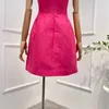 Casual klänningar 2024 Sommaren senaste Rose Red Sweet Chest Wrapping Sexig mini Tube Dress for Women Fashion