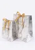 Present Wrap Marble Style Tack Printed Gifts Bags Paper With Ribbons Bröllop Favors för gäster Baby Shower Birthday Party Decor1507269