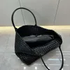 Femme Basket Lady Extra Nouveau Bottegaas Tapes sous les bras sous les bras Capacité 2023 Venetas Cabat Woven Handheld Bag Sac Cowhide Tote Tote Hands Handder AAW2