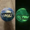 Светящийся в темноте баскетбольный мяч стандартного размера 7 # гигроскопичный стритбольный светящийся баскетбольный мяч для ночной игры в подарок 240306