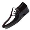 Casual Shoes 2024 Classic Business Men's Dressing Fashion Formella bröllopsmän glider på Offford för bruna sneakers