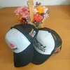 春と夏の新しいプリントスポーツハットF1メッシュハット野球帽子屋外オフロード日焼け止め帽子