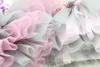 Vêtements pour chiens Vêtements faits à la main originaux Fournitures pour animaux de compagnie Célébrités Fleur de soie de luxe Jupe en tulle douce Princesse Robe de soirée Tutu One Piece