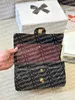 デザイナーハンドバッグショルダーチェーンクラッチプレートハンドバッグウォレット格子縞のキャビアウォレットダブルレターソリッドカラーチェーンスクエアストライプ女性用ハンドバッグ