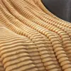 Simanfei Coperta di lana invernale solida flanella di pelle di pecora coperta da tiro spessa morbida soffice pelliccia calda ponderata per letti divano13127