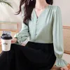 女性のブラウスQoerlin Office Ladies V-Neck Lengeve Green Shirts女性2024春秋フレアシングルブレストトップワークウェア