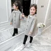 Giubbotti Giacca invernale in lana per ragazza 2024 Versione coreana Sintesi bifacciale Cappotto di moda di media lunghezza Abbigliamento casual per bambini