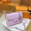 Projektantka torba dla kobiet dla kobiet High End Fashion Handheld Torba Kobiety Nowa wiosna/lato Mały pachnący wiatr Lingge Square Crossbody