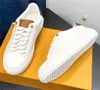 LACE-UP-skor Casual Womens Designer Sneaker 100% Leather Fashion Lady Flat Running Trainers Letters Woman Shoe Platform Men Gym Sneakers Storlek 35-45 med Box S