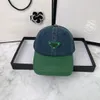 Mens Designer denim hink hatt för män kvinnor färgglada triangel märke bokstav boll kepsar 4 säsonger justerbara lyxsporter svart grå baseball hattar mössa bindande solhattar