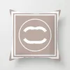 Housse de coussin courte en peluche, Logo de marque célèbre, Style de luxe, abordable, carré, à la mode, pour canapé de salon