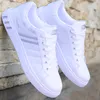 2024 frühjahr Neue Casual Schuhe Extra Große männer Bord Schuhe Trendy Atmungsaktive Kleine Weiße Schuhe männer Sport Schuhe low Top