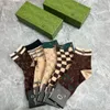 Chaussettes folles de luxe pour femmes Chaussettes Mode Hommes et femmes Coton Respirant Visage Souriant Imprimé 5 Paires Chaussette Avec Boîte