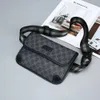 Luksusowe torby hurtowe i detaliczne 2024 NOWOŚĆ TRENDY Crossbody Bage Neutralne ramię w stylu Wern Drukowane, swobodny duży kwadrat