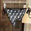 2024 Summer Bikini Swim Beach 2 Maillots de bain séparés Vêtements de créateurs pour femmes Classique Mode Sexy Lettre Imprimer Bikini