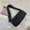 Bottgss vents kassett designer axelväskor online butik vävd väska bomullskläder ny produkt avslappnad en axel crossbody underarm med riktig logotyp