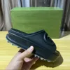 Designer clássico mulheres sandálias homens chinelos para venda verão slides flip flops luxo plana fundo grosso bordado impresso couro mulheres tamanho 35-41