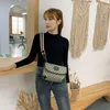 2023 Väskor Outlet Online Sole av Designer New Women's Bag Fashion Simple Single Shoulder Messenger Bag Head Purse259m