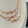 Designer Brand Gold High Edition Twisted Necklace Womens 18K Rose Plating New Advanced Fashion Bow Pendant Clavicle Chain