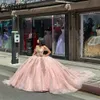 Rosa princesa lantejoulas apliques rendas quinceanera vestidos de baile com capa ilusão espartilho vestidos de 15 anos